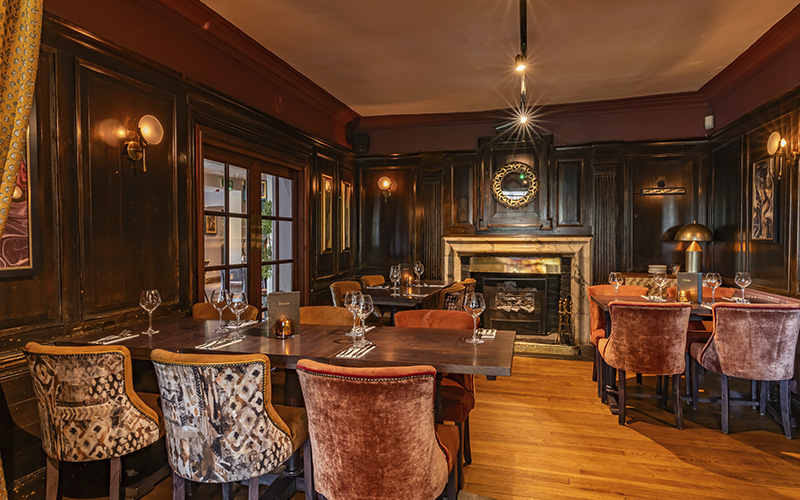 pcp-2024-secondaryspaces-thebellastonclinton-privatedining-img-02.jpg