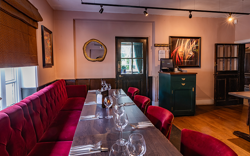 pcp-2024-secondaryspaces-thebellastonclinton-privatedining-img-02.jpg